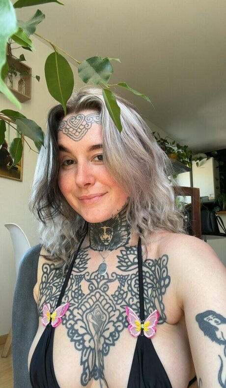 divinement bon pornstar hd pics