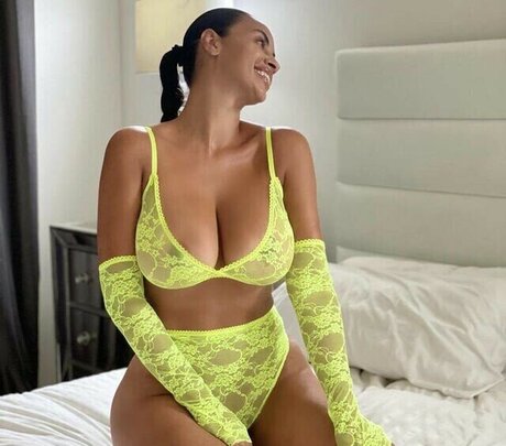 Johanna Leia pornstar naked archive