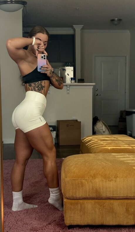 killlllakt erotic actress img