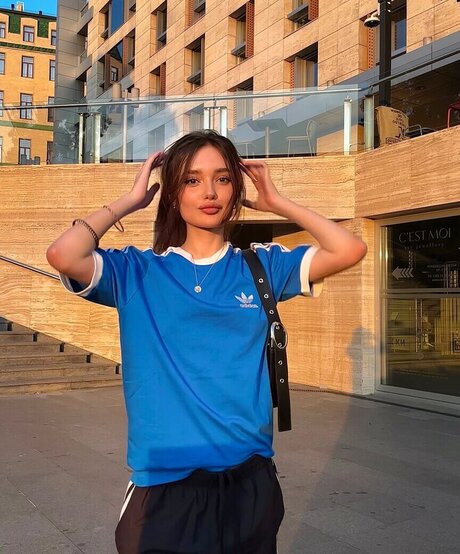 mildixs nudes model galleries