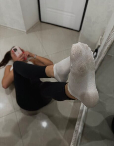 Kate offcl model top pic