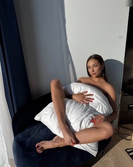 Kate offcl erotic actress gallery