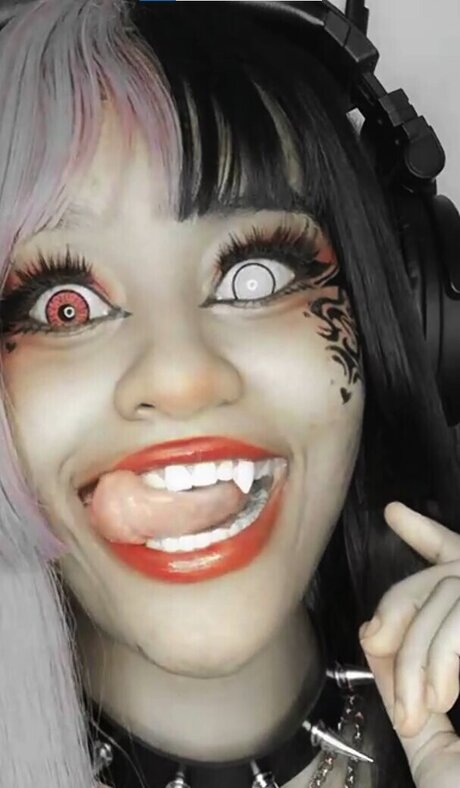 Princess Sachiko Profile pic