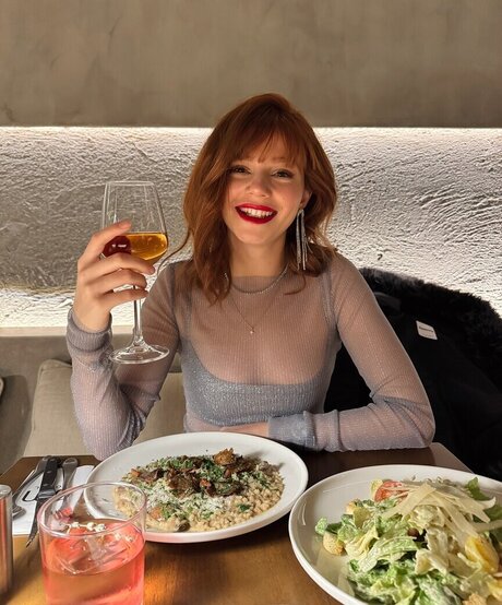 sumruozdenn pornstar naked pic