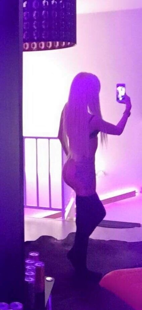 Melanie Hirsch star hot archive