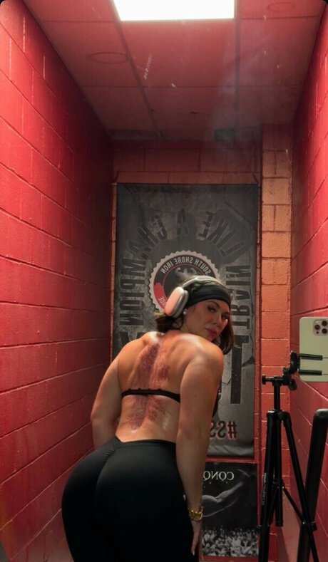 nicolecarluccii star adult pic