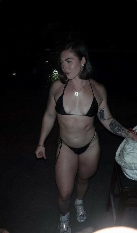 nicolecarluccii model nice photos