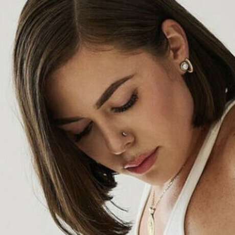 nicolecarluccii hot model pics