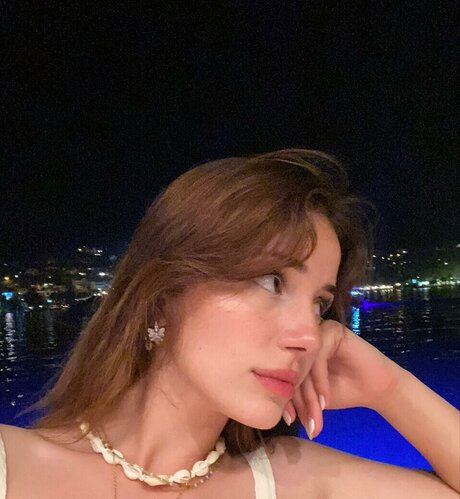 ebrarkrbkn hot star photo