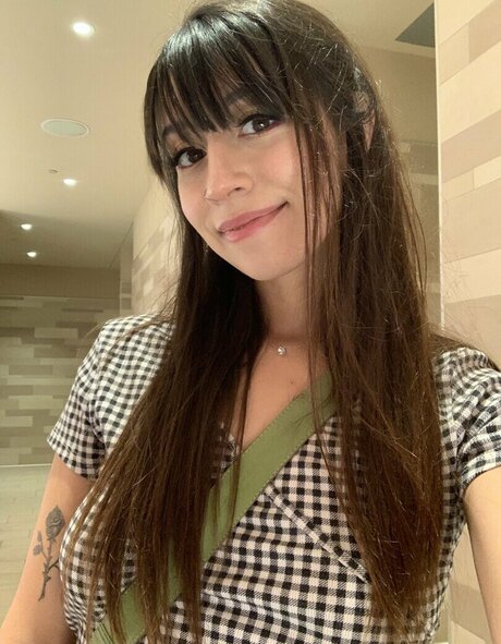 prettyalchemist free actress pictures