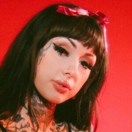 yourlilangeldoll model hot pics