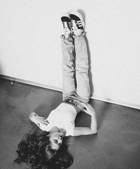 Sinem Melek Co kun model high quality pics