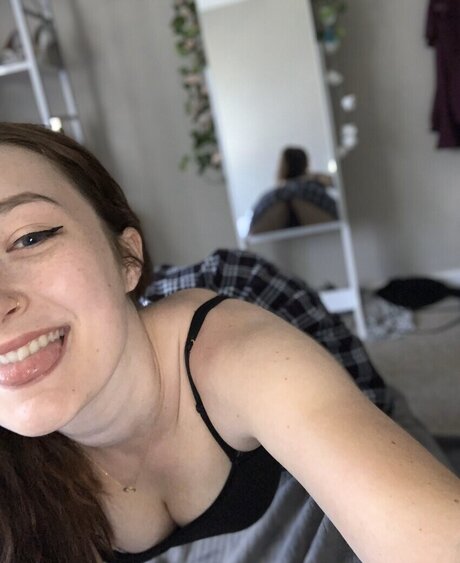 Coffeeslay nudes actress archive