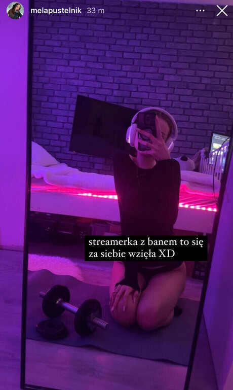 Mela Pustelnik star high quality photos