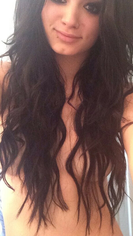 Saraya Jade Bevis high quality actress photo