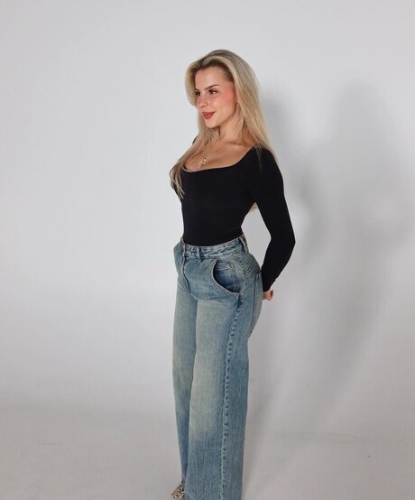 Lucia Leona best actress pic