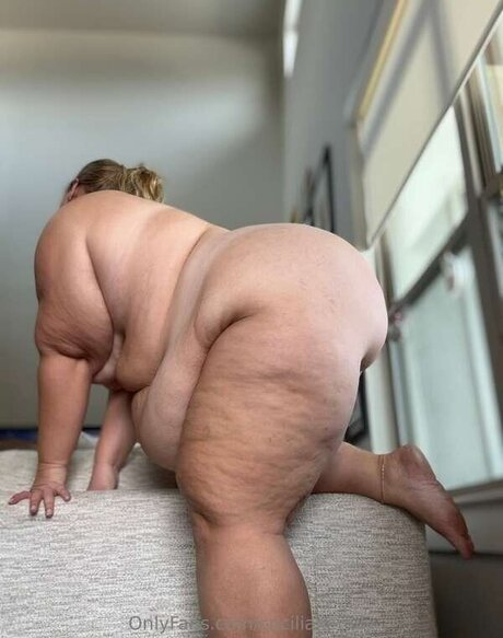 Emily ceciliaxemily_ xxx model img