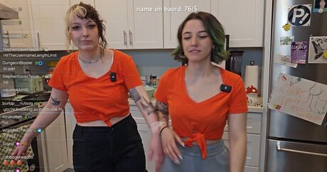 Helloneptune naked actress pic