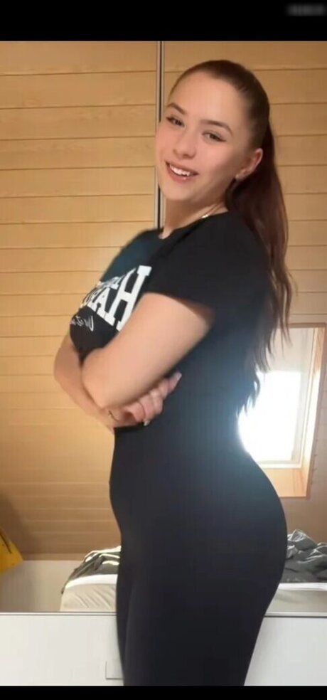 Darling sxh pornographic star images