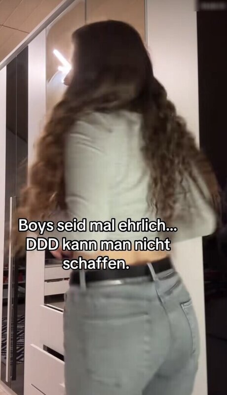 Darling sxh pretty pornstar pic