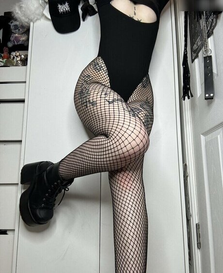 chl0lunaa pretty model galleries