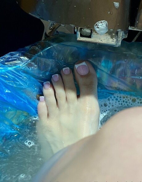 elizabethnichol model high quality image