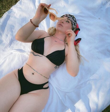 Luisa Fr h adult star picture