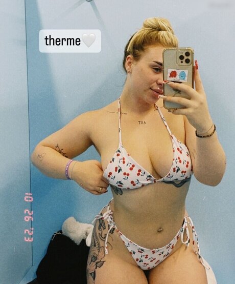 Luisa Fr h sexy actress image