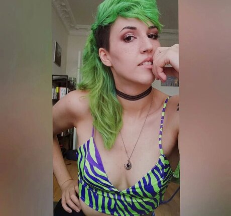 locolea star pornographic image