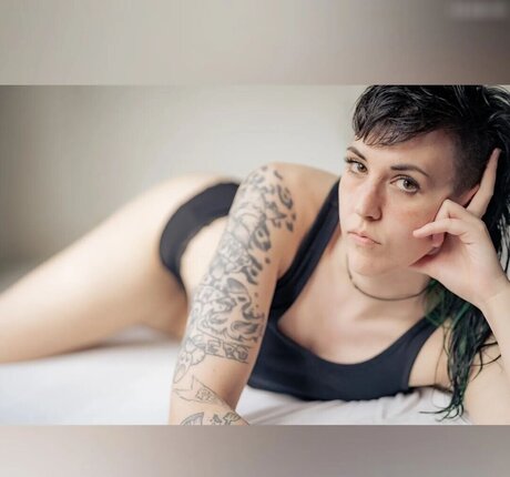 locolea sexy star picture