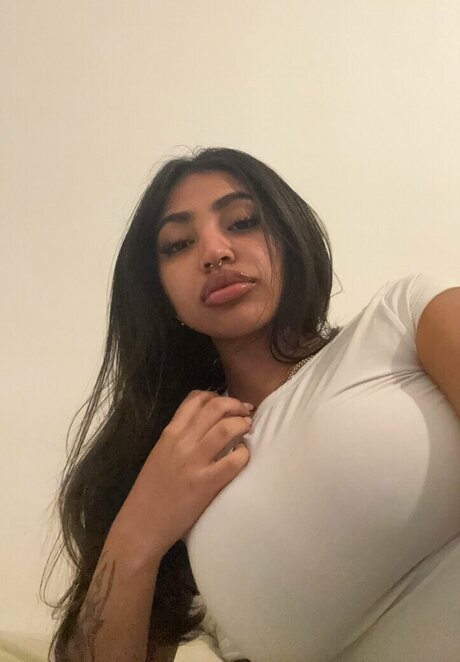 Fionee pretty star photos