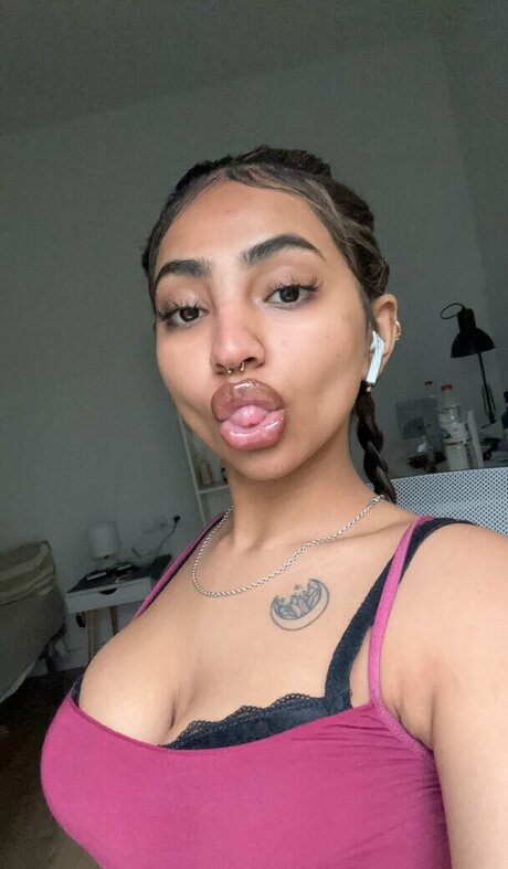 Fionee model free image