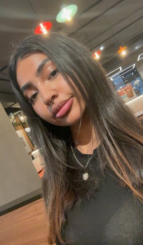 Fionee naked star image