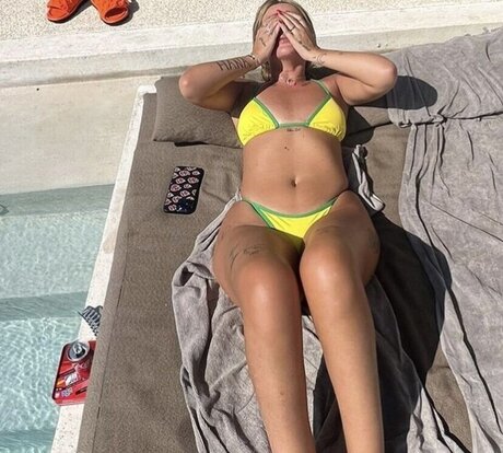 Loredana Zefi xxx star image