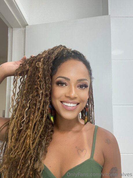 vitoria alves art star image