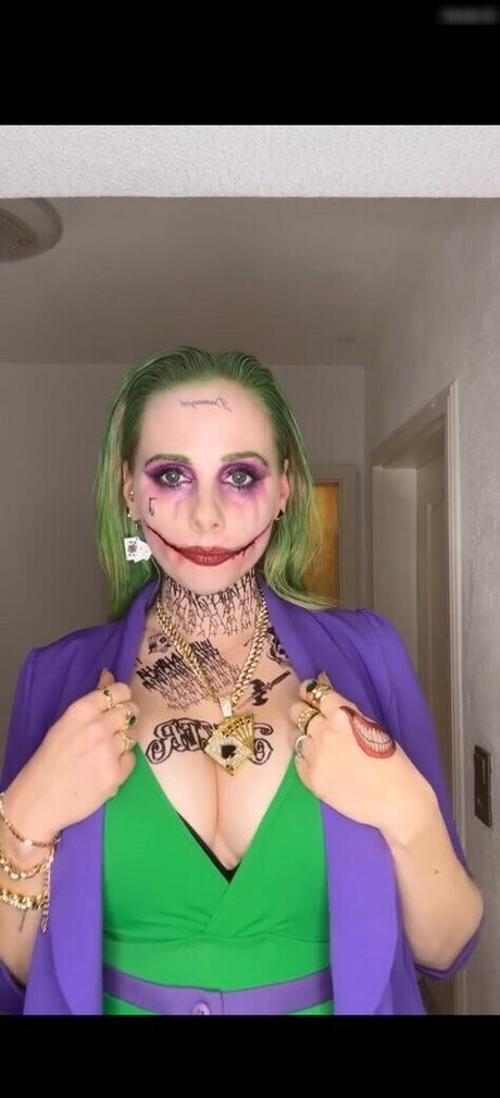 Jacqueline Sparrow star exclusive gallery