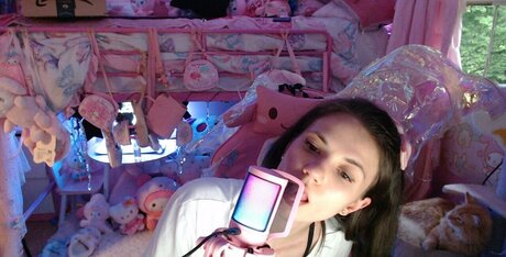 Ariel Harris pornstar exclusive picture