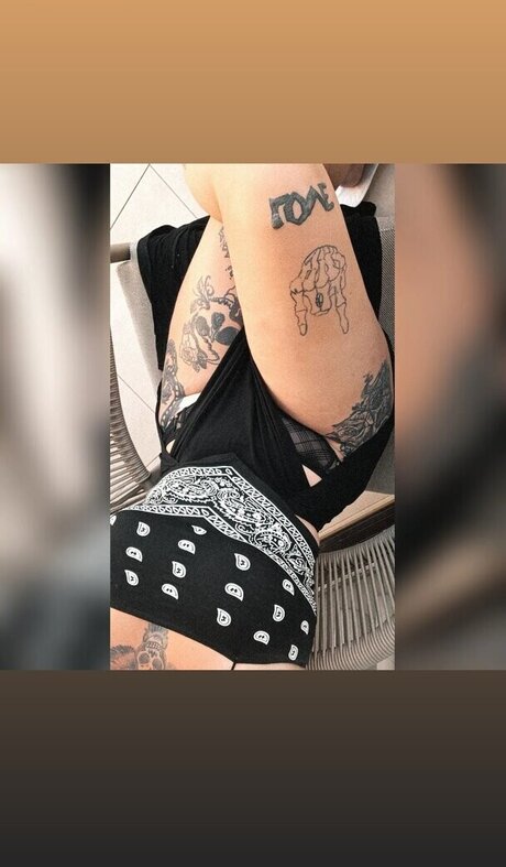 xlenaa official sex model photos