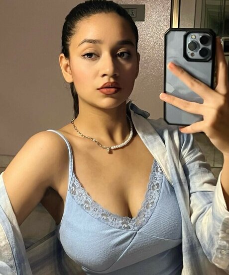 Kashish Mehta star high quality img