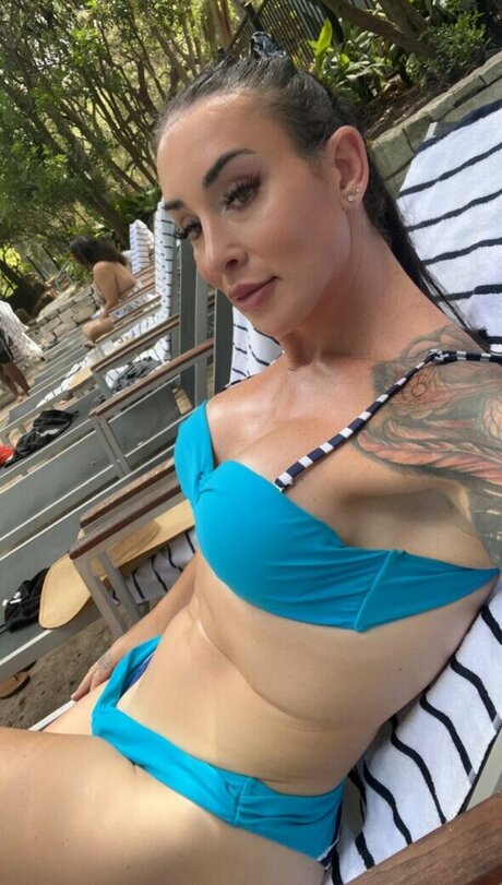 Gabbi Tuft model beautiful img