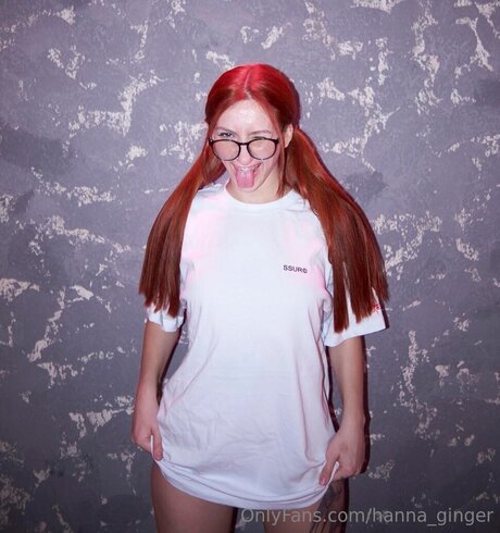 Hanna Ginger nude actress pictures