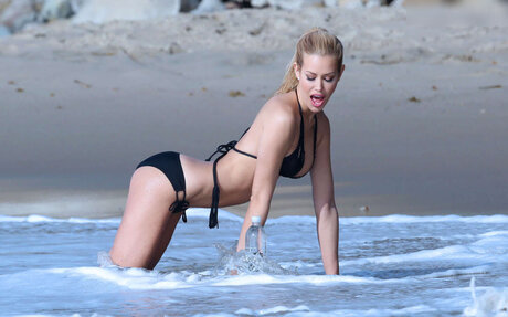 Kennedy Summers erotic model pics