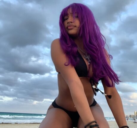 Angelzburn pornstar erotic image