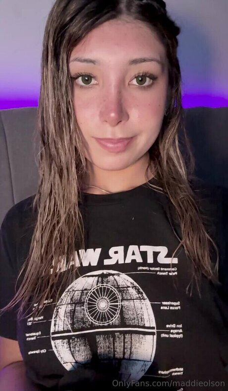 Maddie Olson model images