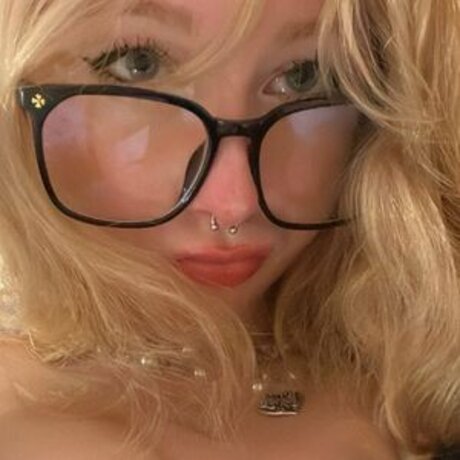 prettyemprinces top actress image