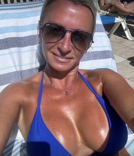 Mariamaria babes model photo