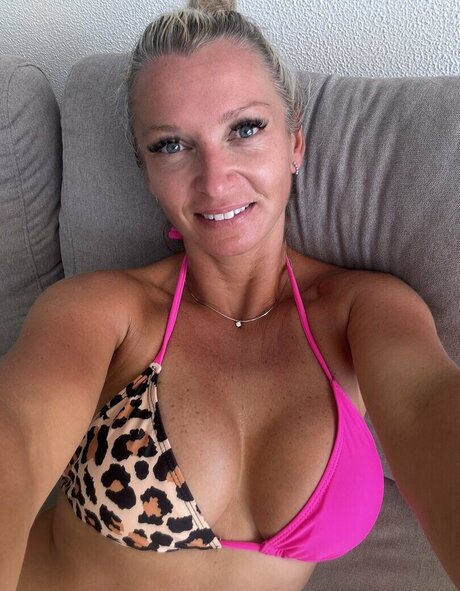 Mariamaria babes model sex photos