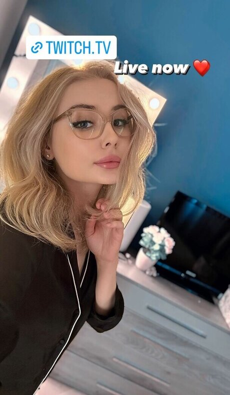 GloriaMatvien hd model gallery