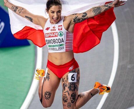 Ewa Swoboda star sexy picture