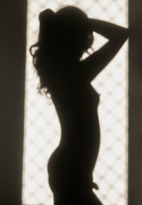 Cec lia Blanco star top pic